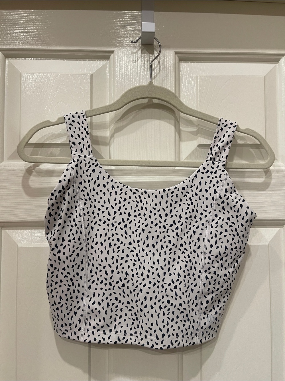 Astoria- White and Black Speckled Crop Workout Top - Women S:L